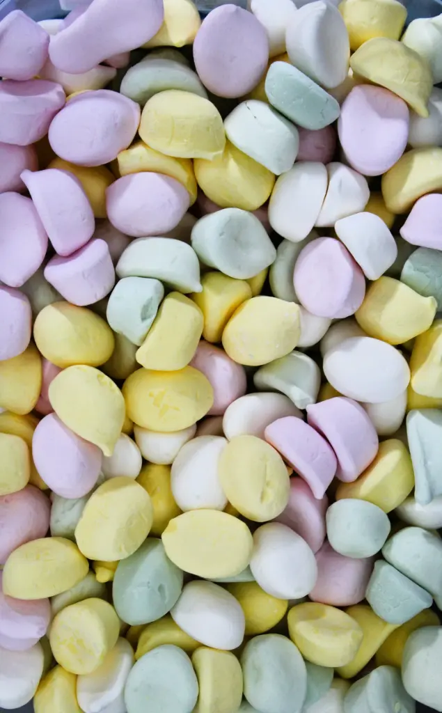 Rainbow Assorted Puffs - Per 100g