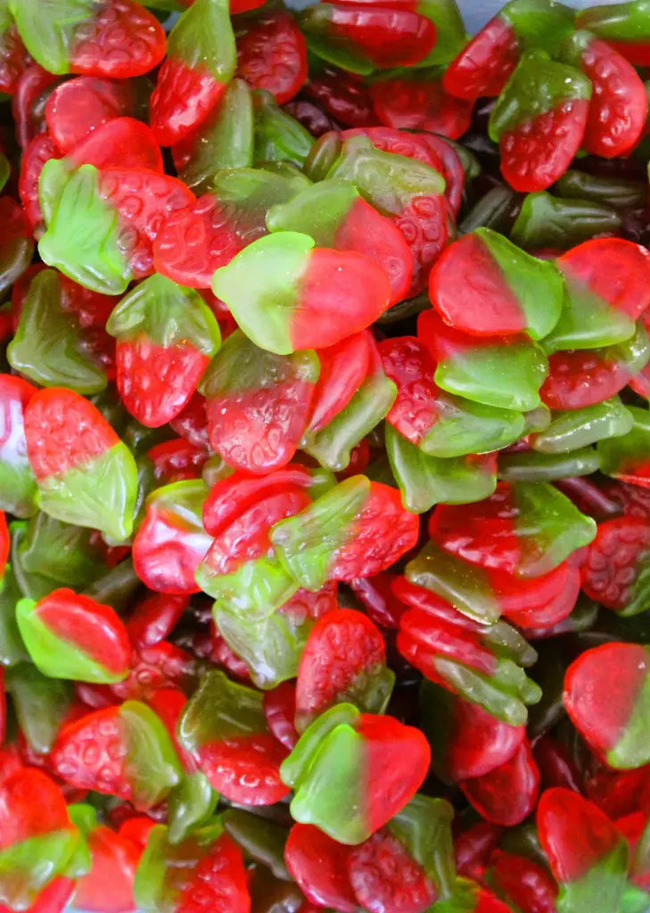 Kiwi Delights Gummy Strawberries - Per 100g